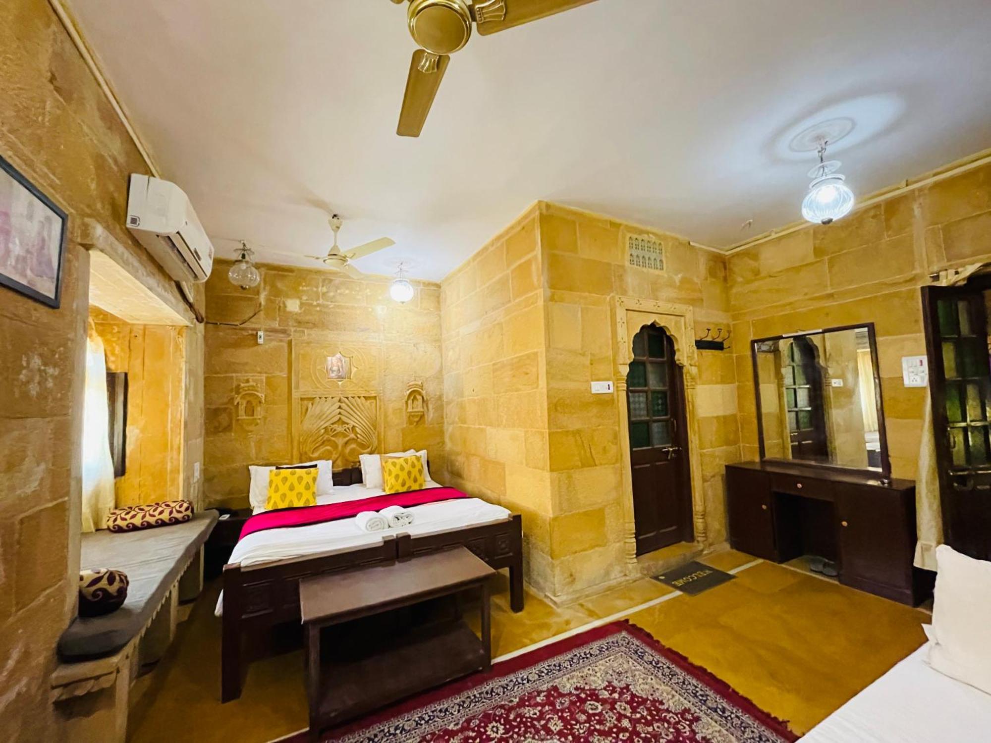 Hotel Nirmal Haveli Джайсалмер Екстер'єр фото