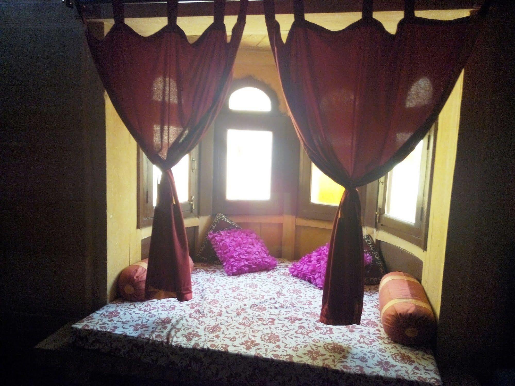 Hotel Nirmal Haveli Джайсалмер Екстер'єр фото