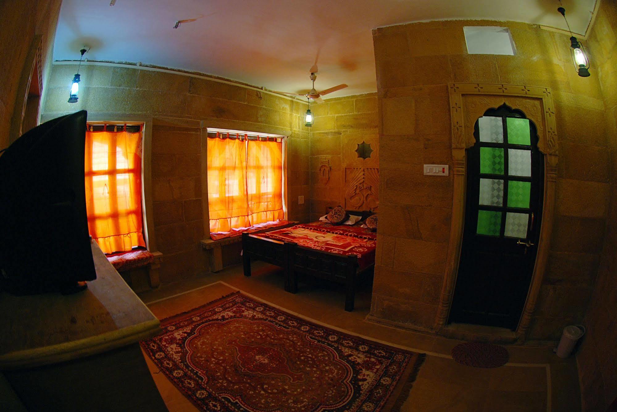 Hotel Nirmal Haveli Джайсалмер Екстер'єр фото