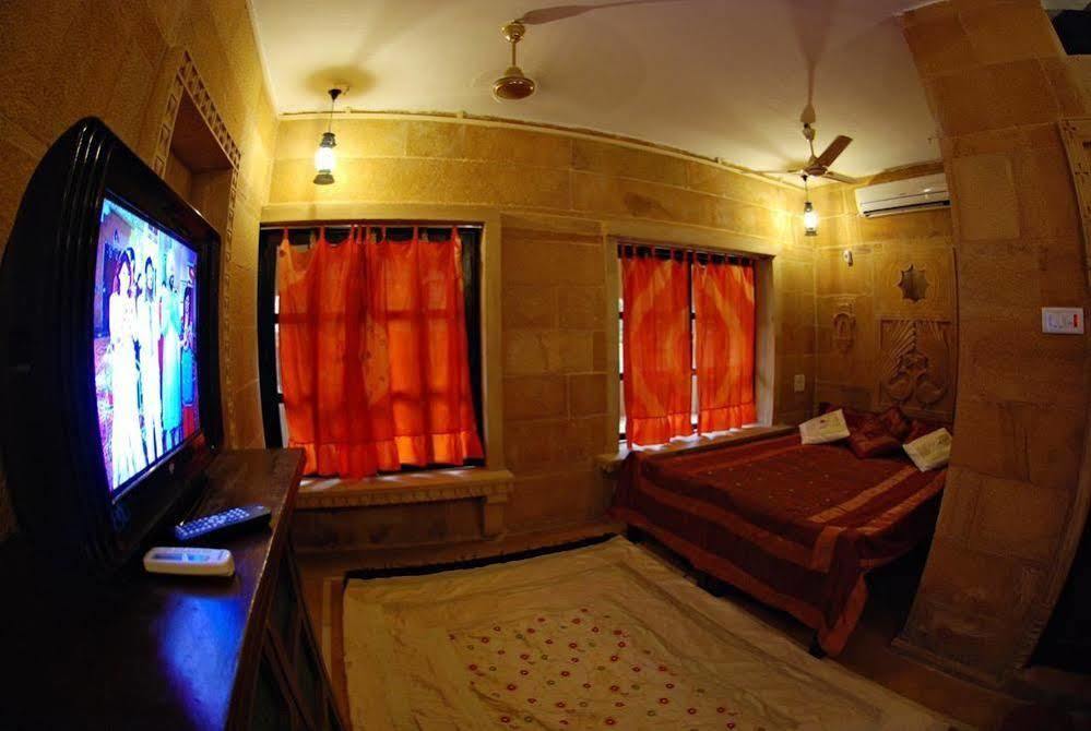 Hotel Nirmal Haveli Джайсалмер Екстер'єр фото